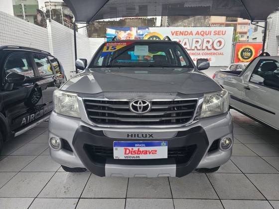 TOYOTA HILUX 2.7 SR 4X2 CD 16V FLEX 4P AUTOMÁTICO TOYOTA HILUX 2.7 SR 4X2 CD 16V FLEX 4P AUTOMÁTICO